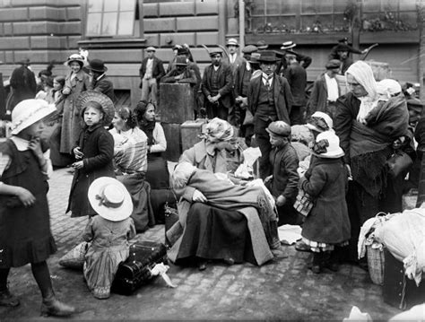 Russian Refugees Expelled From Germany 1914 Du Gamla