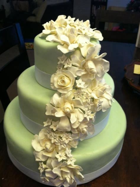 Check spelling or type a new query. hand made gumpaste flowers. Roses, stephanotis, gardenias ...