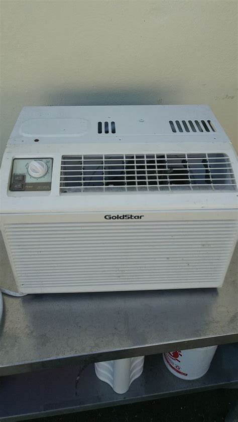 This window air conditioner with follow me remote control is an economical choice for cooling a room up to 150 square feet. Goldstar 5000 BTU air conditioner for Sale in Miami, FL ...