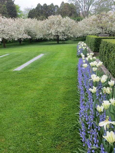 Later, she relied on intuition and feedback from friends and customers to. Ina Garten's Gardens - % | Garden inspiration, Beautiful ...
