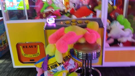Dave And Busters Giant Claw Machine Freak Out Huge Wins Game Got Shut