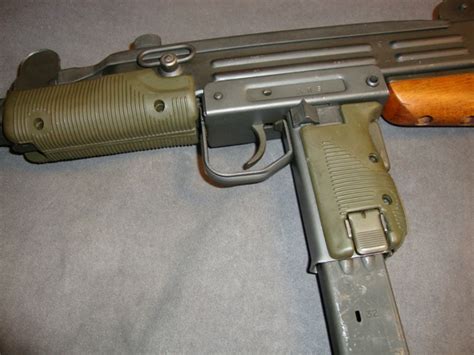 Uzi Pistol Grip And Handguard Set Olive Color On Gunrodeo