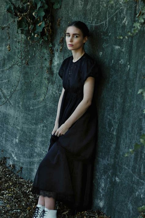 Jun 16, 2021 · women talking, the drama from director sarah polley that stars frances mcdormand, has rounded out its cast, assembling an impressive group that includes rooney mara, claire foy and jessie. ROONEY MARA at a Photoshoot, January 2020 - HawtCelebs