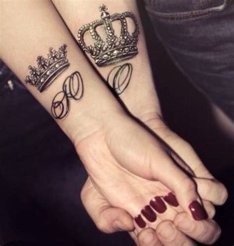 45 cute king and queen tattoo for couples buzz 2018
