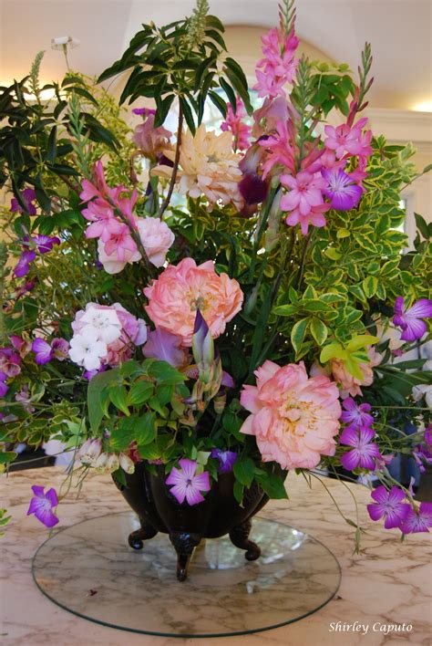 Beautiful's flowers, salinas, monterey county, california, jungtinės valstijos — vieta žemėlapyje, telefonas, atsiliepimai. Beautiful flower display at Filoli Estate, Woodside, CA by ...