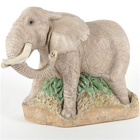 Vintage United Design Corp Animal Classics Elephant Statuette Ebth