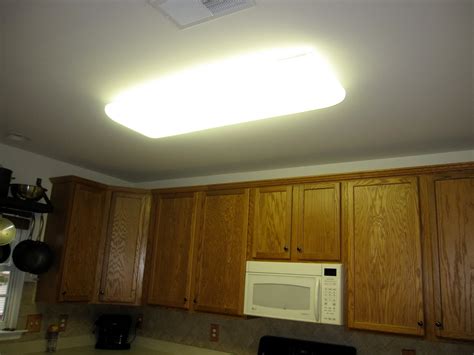 When installed it appears to have light shining from a hole in the ceiling. Glamorous Lighting using fluorescent ceiling lights ...