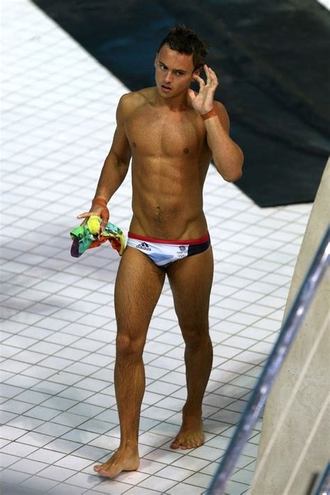 Tom Daley Gets Unnecessarily Censored Tom Daley Olympic Medals Guys