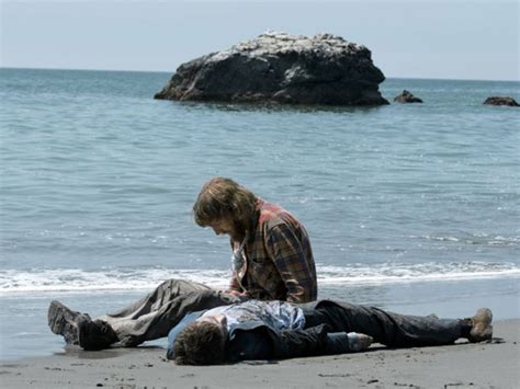 Swiss Army Man Review Kudos To Daniel Radcliffe For Making His Flatulent Corpse So Watchable