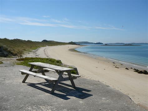 Appletree Bay Isles Of Scilly Uk Beach Guide