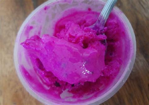 Resep Es Krim Buah Naga With Whiepcream Oleh Ummu Mubarak Cookpad