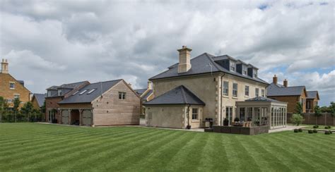 Luxury houses in Great Easton