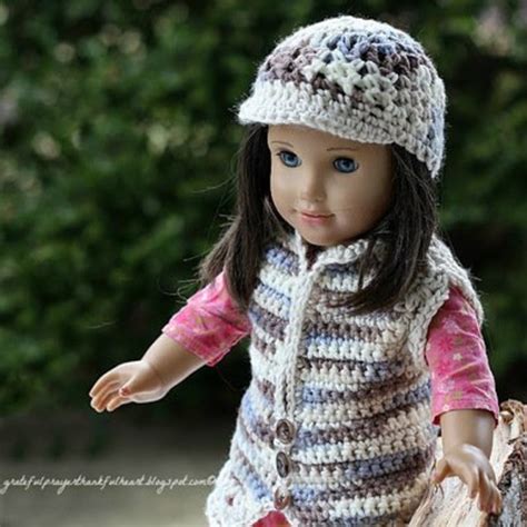 The item will be an adorable addition to your doll's wardrobe. 58 Free Doll Clothes Patterns: All Sizes | FeltMagnet