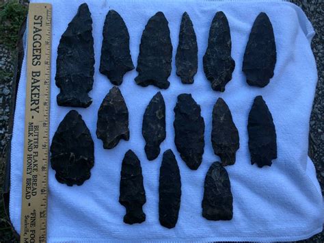 Authentic Indian Artifacts Lot 2a 15 Restored Black Arrowheads