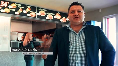 Slovakya devletinin resmi bayrağı olan slovakya bayrağı ilk defa 1 eylül 1992 tarihinde slovak anayasasında bahsedildi. DALGALANAN BAYRAK SLOVAKYA - YouTube