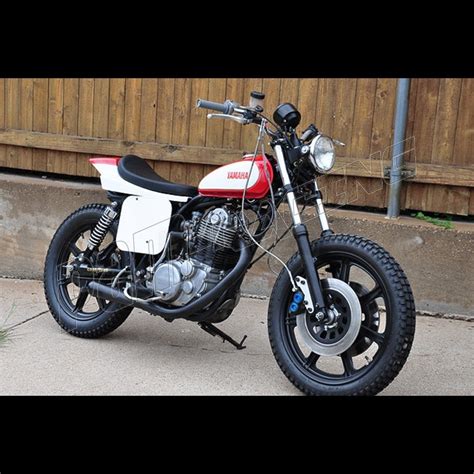 All riders must be current financial members of the race days: Coque arrière fibre de verre Dirt Track, Harley Davidson ...