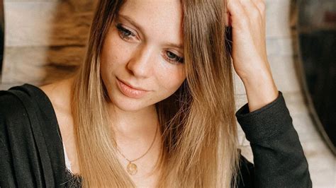 Anne wünsche (@annewuensche) bei tiktok | 14.3m likes. Anne Wünsche gesteht: "Ich war schwanger von meiner Affäre ...
