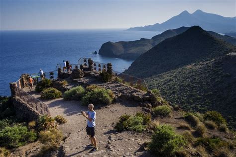 Los 15 Lugares Qué Ver En Cabo De Gata Guía Repsol