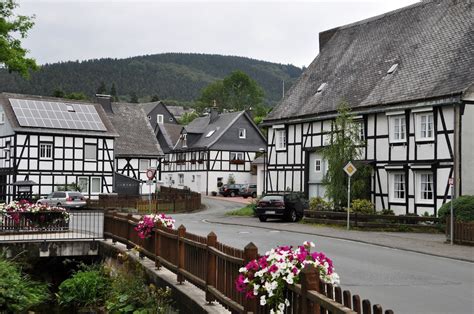 Tipps, tricks und hausmittel gegen ameisen in der wohnung und im garten. Gebirgsfest-Tour vom Golddorf Elleringhausen nach Olsberg ...