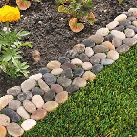 Benefits Of Using Different Lawn Edging Ideas