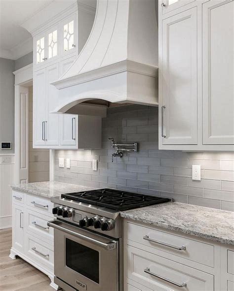 30 Gray Backsplash White Cabinets Decoomo