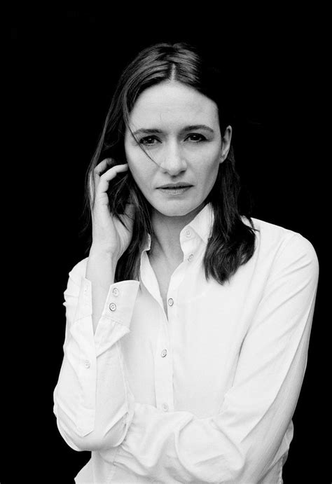 Pin By Georgia On Me Emily Mortimer Celebrities Female Women