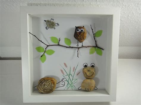 Susses vogelbild aus steinen basteln tolle idee mit bildern selbstgemachte wandkunst wandkunst ideen selbstgemachte kunst. DIY Bild aus Steinen: Eule, Frosch, Schnecke und Vogel ...