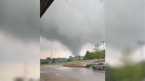 Video Tornado Damage Reported In Arkansas Abc News