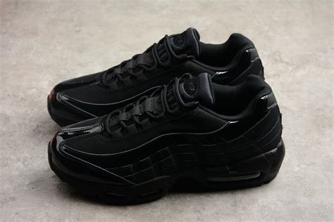 Nike Air Max 95 Black Black Black Men S Running Shoes 307960 010