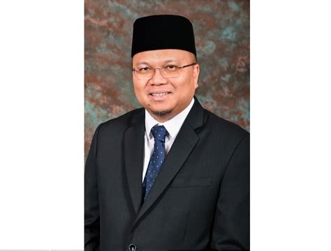 Dr haji affendy bin dsp haji abidin director general of medical services ministry of health bandar seri begawan bb3910 brunei darussalam tel. MENTERI Kesihatan, Yang Berhormat Dato Paduka Dr Haji Md ...