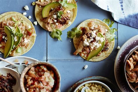 Slow cooker chicken tacos
