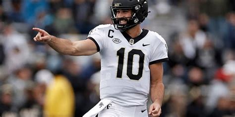 Wake Forest Quarterback Sam Hartman Out Indefinitely With Non Football