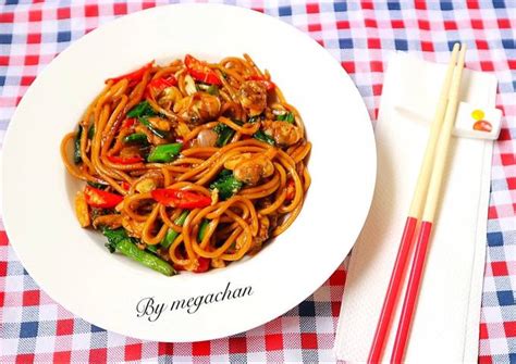 Jika belum, cobalah untuk melihat berbagai resep es campur berikut. Resep Mie Goreng Jawa Spesial (Kerang) oleh Memey Kitchen👩 ...