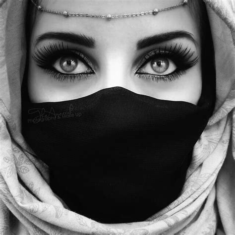 Arabian Eyes Arabian Beauty Arabian Nights Beautiful Hijab Beautiful Eyes Gorgeous Sunset
