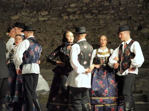 slavic dance | Tumblr | Dance, Slavic, Victorian dress