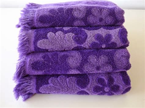 Refresh a bathroom with plush bath towels in classic pendleton patterns. Still Stunning Vintage Resale: Vintage Bath Towels/ Cotton ...