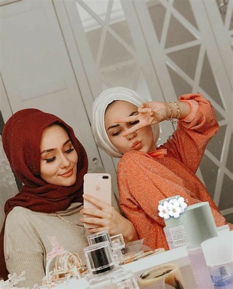 Pin By Ruqaan 02 On Best Friend♥ Hijab Collection Modest Fashion