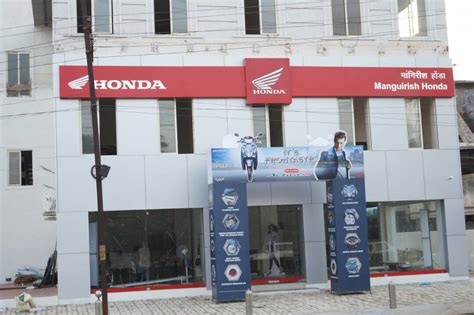 Many celebrities attended the inauguration of vaishnaoi honda showroom, which is. Manguirish Honda new 4S outlet inaugurated in Porvorim Goa