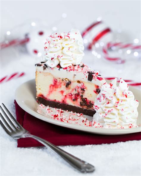 I'm wondering if buying cheesecake factory gift cards qualify for the $10 dining credit? Hawaii Mom Blog: The Cheesecake Factory $25 Gift Card Giveaway