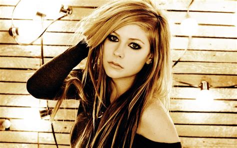 Avril Lavigne Hd Wallpaper Background Image 1920x1200 Id203082