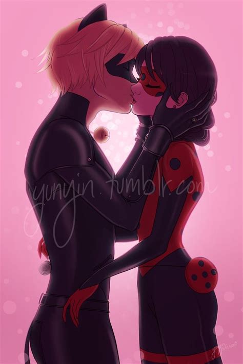 Pin By Miraculouse On Chat Noir In Miraculous Ladybug Kiss