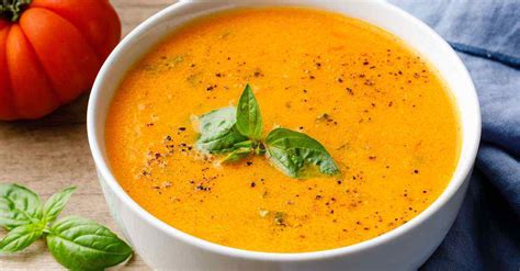I've kept this soup as simple as possible with just tomatoes, garlic and basil. 5-Ingredient Creamy Tomato and Basil Soup (Keto-Friendly ...