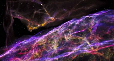Spectacular Flyover Visualization Through The Veil Nebula