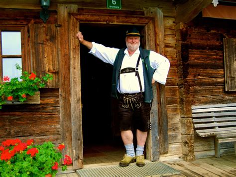 Werte und normen in der sozialen arbeit. Auf den Spuren der beliebten TV-Serie: Der Bergdoktor ...
