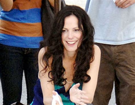 Mary Louise Parker Weeds From Snapped On Set Tv E News