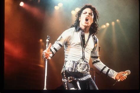 Biography Of Singer Michael Jackson