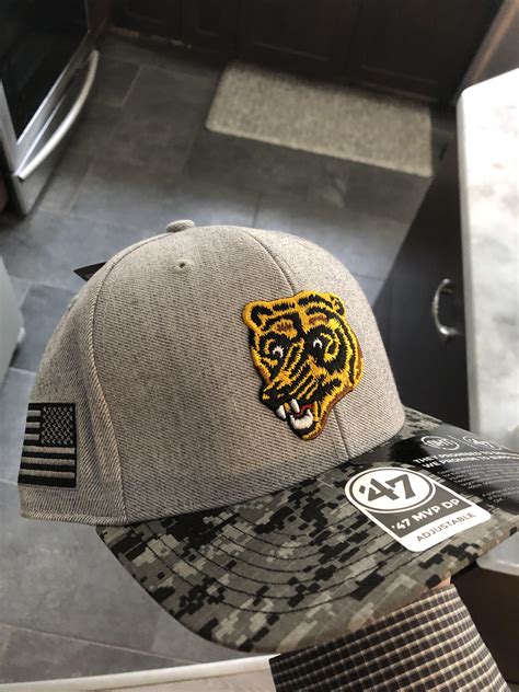 Boston bruins bear logo gray xl hoodie sweatshirt nhl reebok face off collection. Boston Bruins Bear Logo Hat