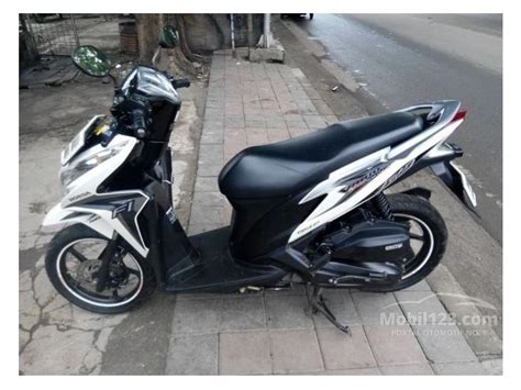 Kalau yang vario 125 versi lawas sih aku sudah pernah coba, bahkan waktu kalau verza sudah hampir berjalan 1000 km, nah vario 125 ini baru berjalan sekitar 600 an km saja. Top Baru 24+ Gambar Motor Honda Vario 125 Cbs Iss