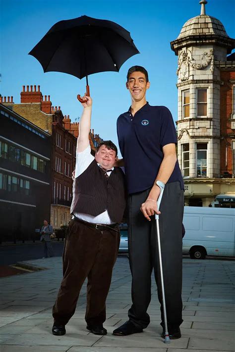 The Science Behind The Tallest Man In The World Longest Fingernails And Loudest Burp Guinness