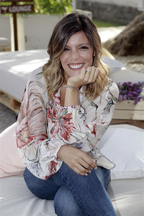625 560 tykkäystä · 16 684 puhuu tästä. Andreia Rodrigues revela a primeira fotografia da ...